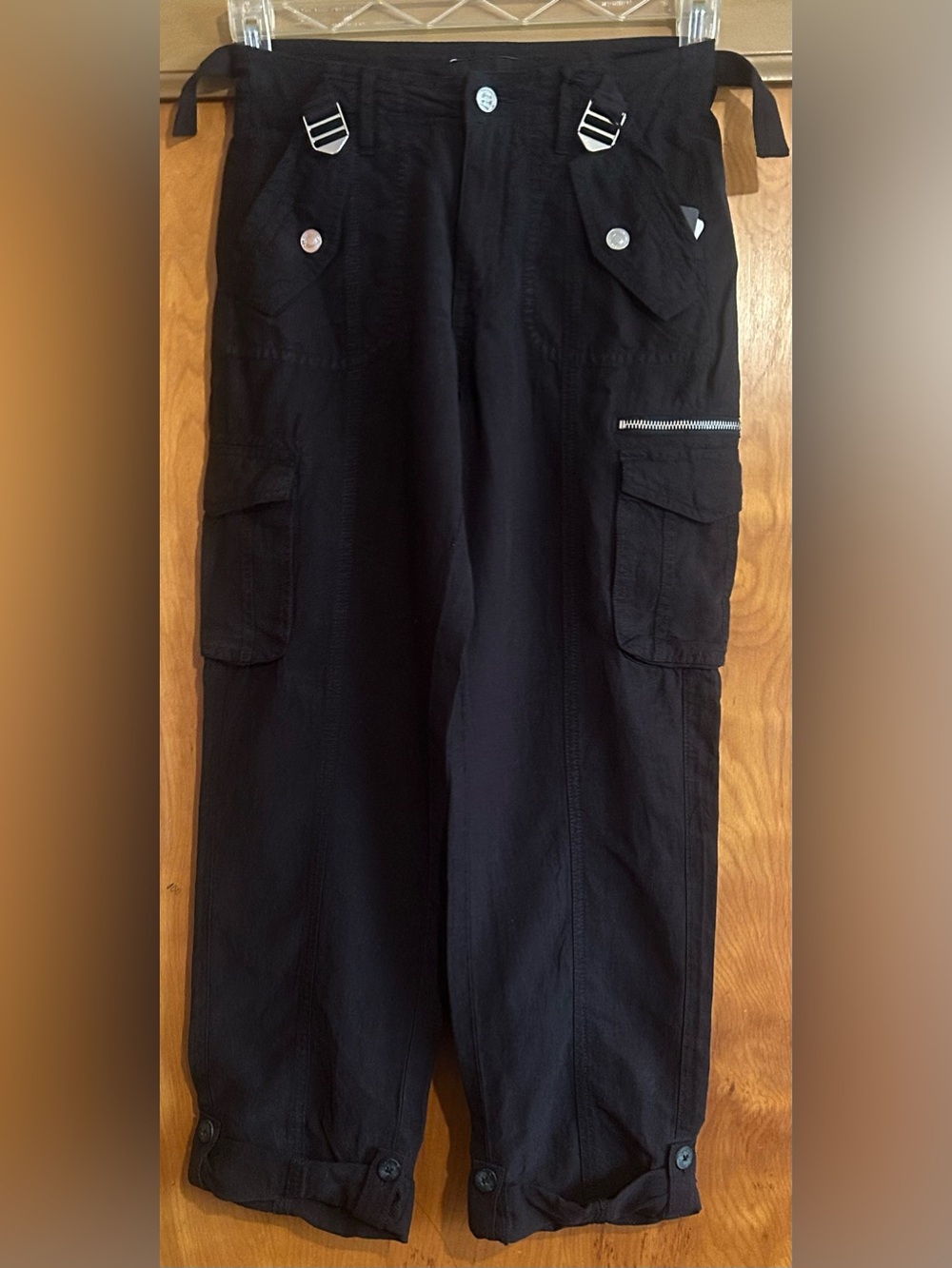 GUESS Nessi Cargo Pants Women’s Size 24 Black New
